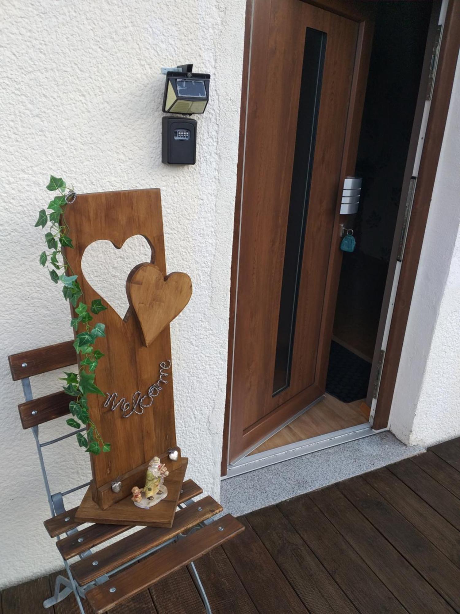 Apartment Zwei Schlafzimmer- Betten In Komforthoehe Baumholder Exterior foto